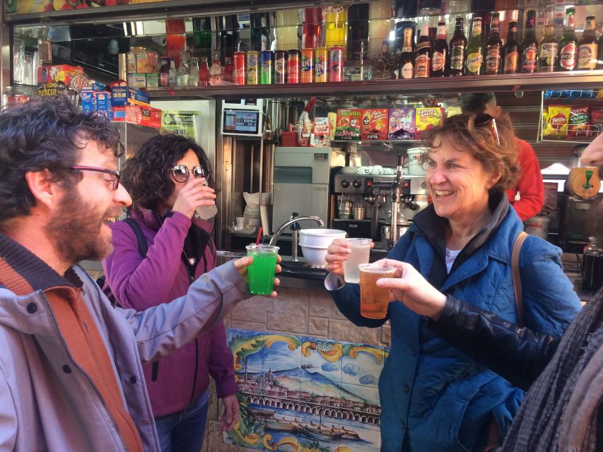 The Original Fish Market and Street Food Tour of Catania - Going underground: the hidden lava tunnel break