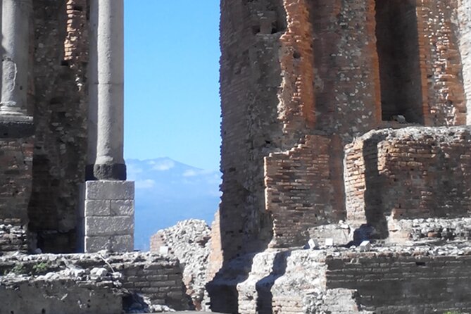 The Pearl of Sicily: Private Taormina Walking Tour - Chiesa di Santa Caterina: Baroque Beauty Sitting on Roman Stone