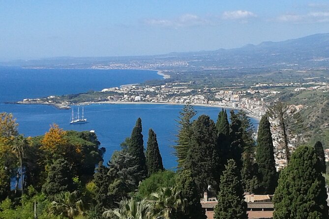 The Pearl of Sicily: Private Taormina Walking Tour - Palazzo Corvaja: Politics, Siege, and Why Taormina Matters