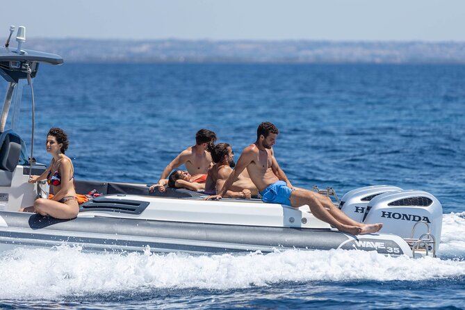The White Lotus Taormina and Giardini Naxos Boat Tour - A White Lotus sea day that still feels practical