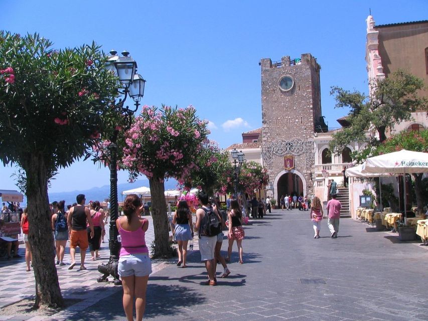 Tour da Messina a Taormina, Castelmola, Isola Bella - Wine and Food Moments: What the Tasting Stops Usually Feel Like