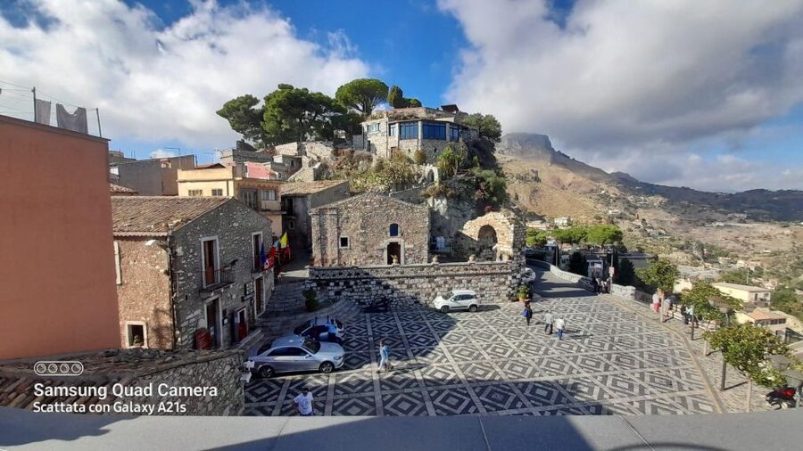 Tour da Messina a Taormina, Castelmola, Isola Bella - Price and Value for a Group Up to 3