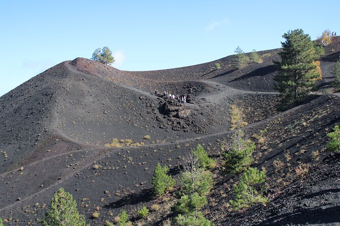 Tour Etna and Wine an experience between nature and aromas with taste. - Included gear: why it’s not a throwaway detail