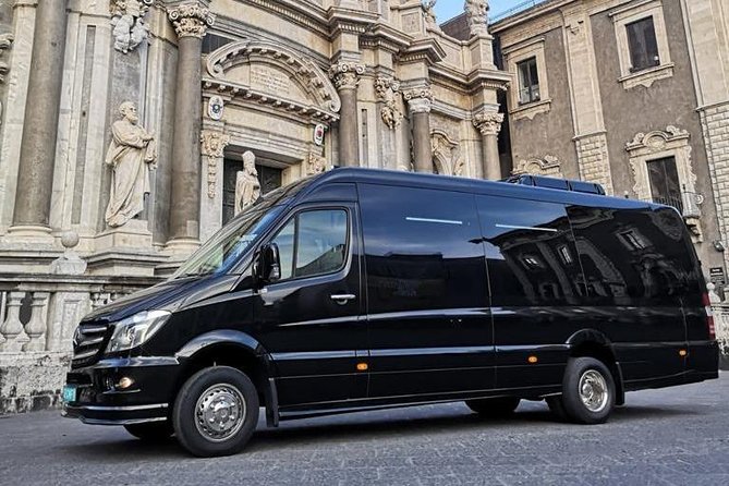 Tour ETNA-TAORMINA-ISOLA BELLA - Who this tour suits best