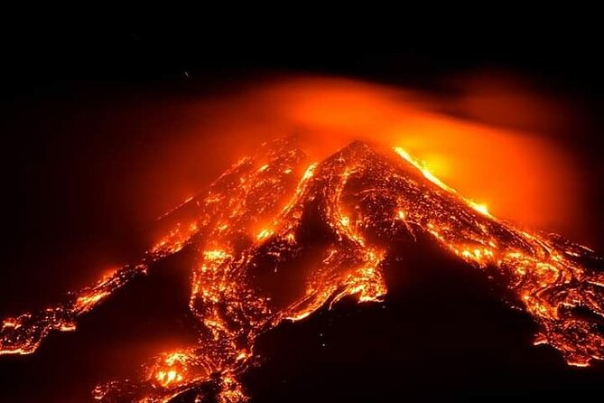 Tour Etna & Wine Tasting - Grotta della Neve Lava Tunnel: Helmet, Flashlight, and Cool-Weather Contrast