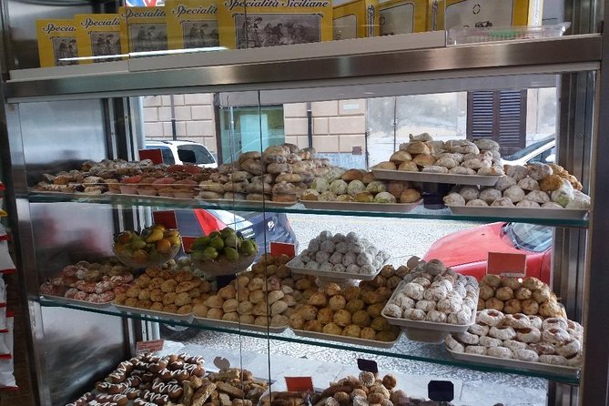 TOUR PALERMO ARABA "A dip in the historical markets and Street Food" - Why Palermo Markets and Street Food Belong in the Same 4 Hours