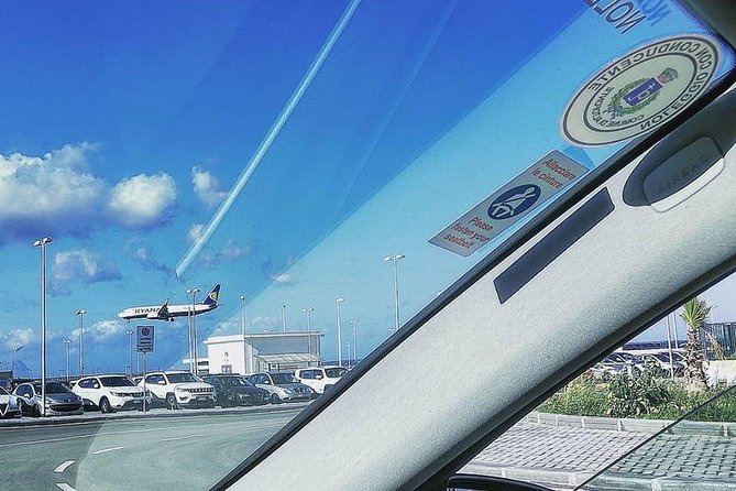 Transfer from Palermo Airport to Palermo - Palermo Airport Transfer at 10:00 pm: The Wait That Saves Your Night