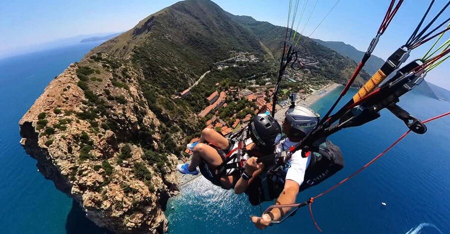 Trapani: Paragliding flight with GoPro photos and videos - Photos and GoPro videos: plan for souvenirs before you fly