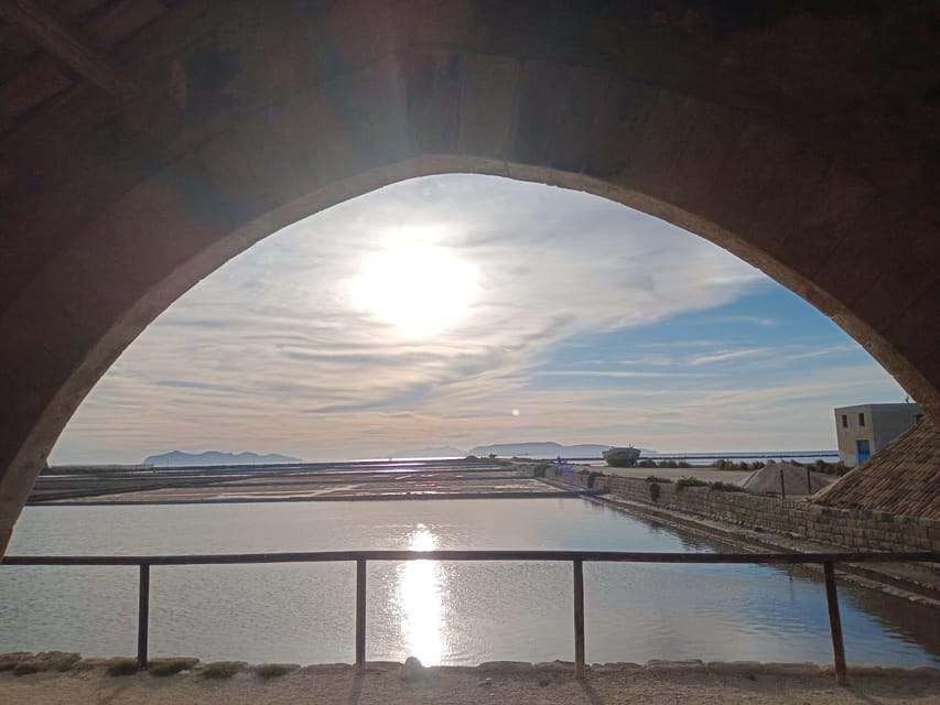Trapani: Salt Pans Sunset Tour and Flamingo Way - Van commentary and photo stops: how you’ll spend your 2 hours