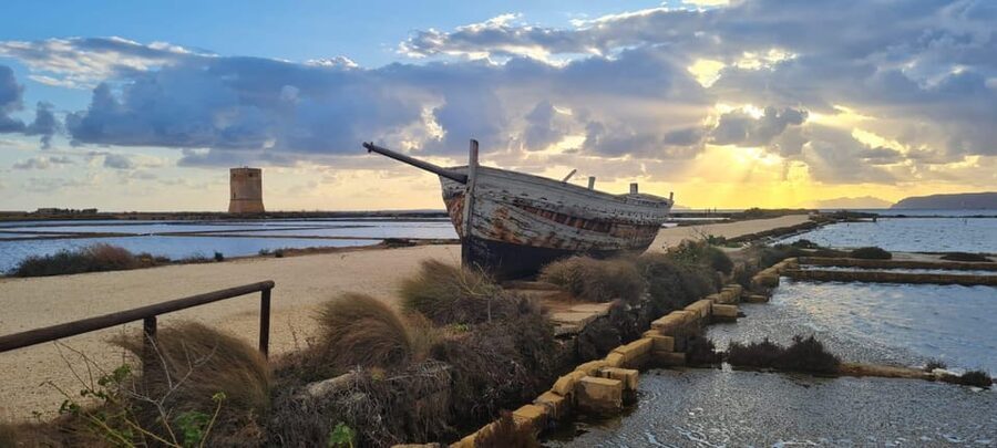 Trapani: Salt Pans Sunset Tour and Flamingo Way - Salt Museum in Trapani: where the story clicks