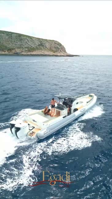 Trapani Tour un giorno alle Egadi Favignana e Levanzo - Skippers and guides: what to expect from the people running the day
