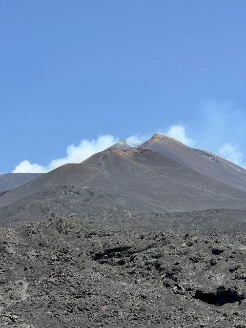 Trekking at 3000 meters on Etna - Etna at 3,000m: why this hike feels different
