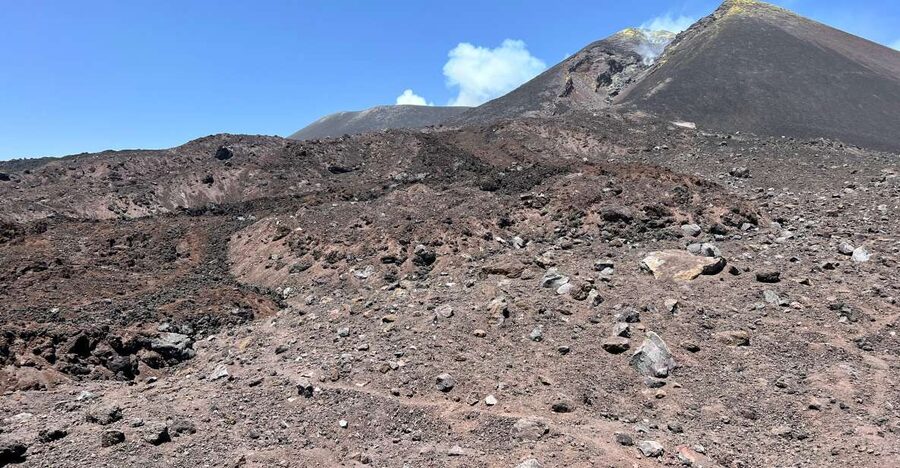 Trekking at 3000 meters on Etna - Summit-crater edges and the view over Valle del Bove