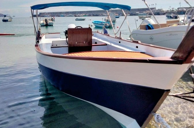 Two hours Boat Tour in Taormina. - Price and value: is $36.12 really fair for 2 hours?