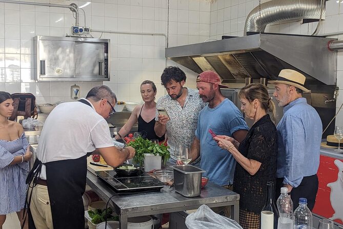 Visit of the Ortigia market and cooking class of typical dishes - Who this experience suits best (and who should skip)