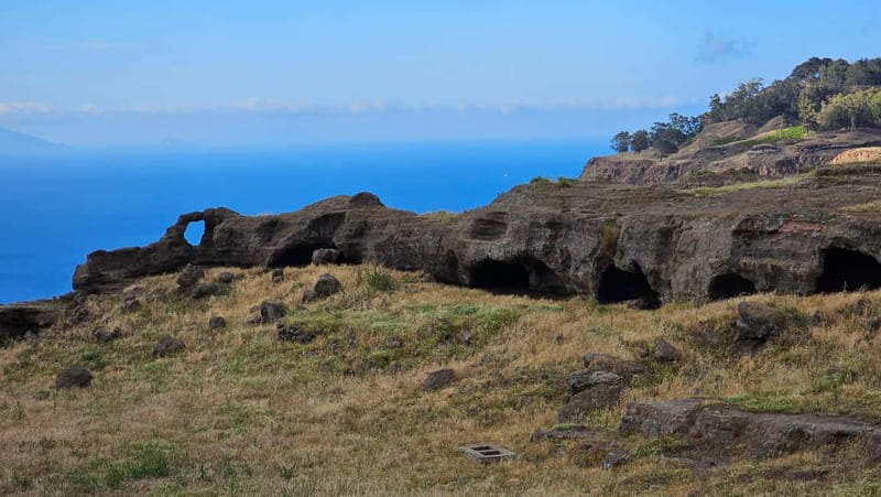 Vulcano Island: Panoramic Walk - Jeep Transfer to the Trail: 12 Minutes to Set the Tone