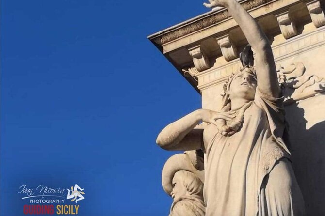 WalkingTour CATANIA - discovering the city of lava with a licensed guide - Palazzo degli Elefanti: the Town Hall and its elephant-on-balconies clue