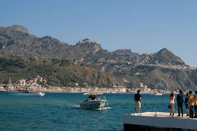 White Lotus Location : Taormina and Etna Private Tour - Sicilian wine and local product tasting: the best kind of break