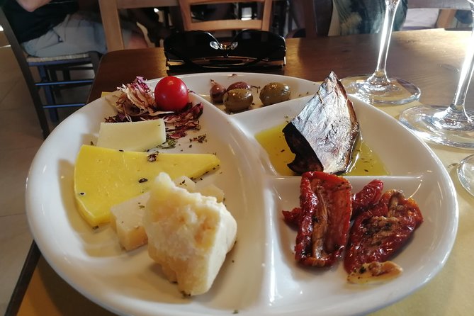 Wine Tasting Tour from Taormina - The wine tasting: How to make it more than four sips