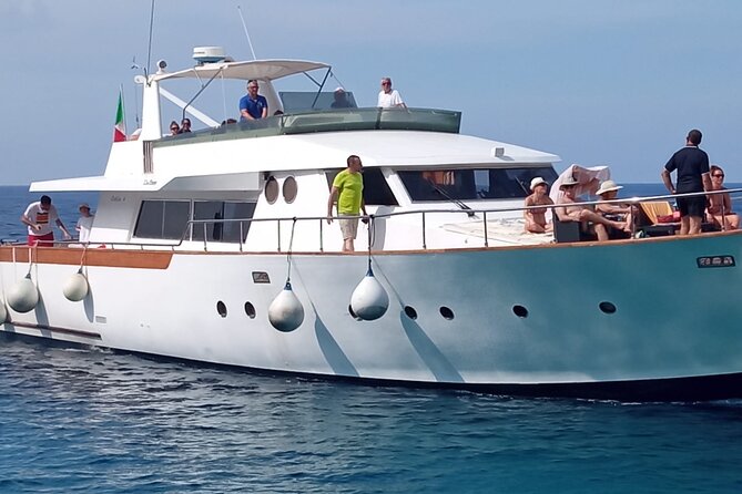 Yacht excursion Shalimar IV - Should you book the Shalimar IV excursion?