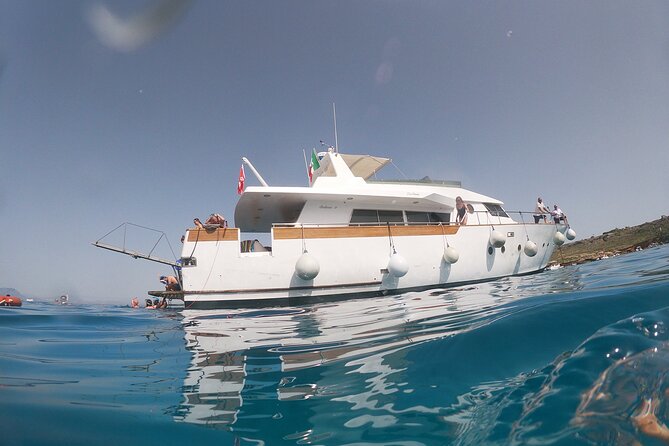 Yacht excursion Shalimar IV - FAQ